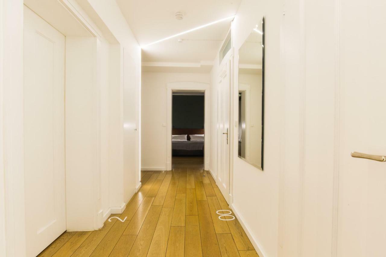 Vier Zimmer ミュンヘン エクステリア 写真